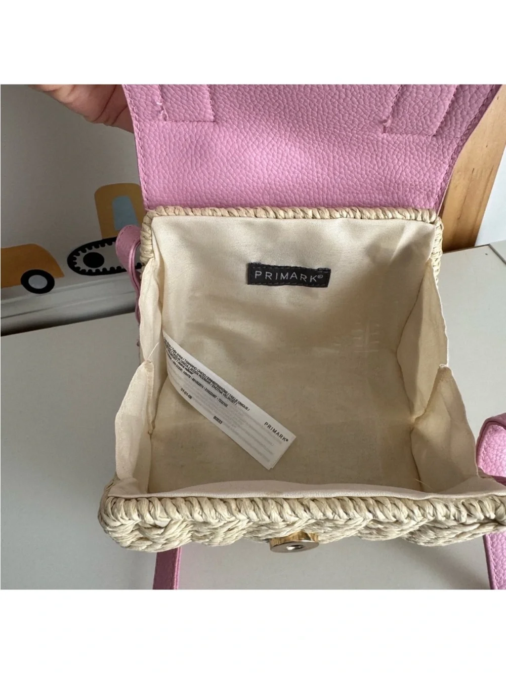 Pink Straw Woven Top-Handle Crossbody Bag - Picture 3 of 3